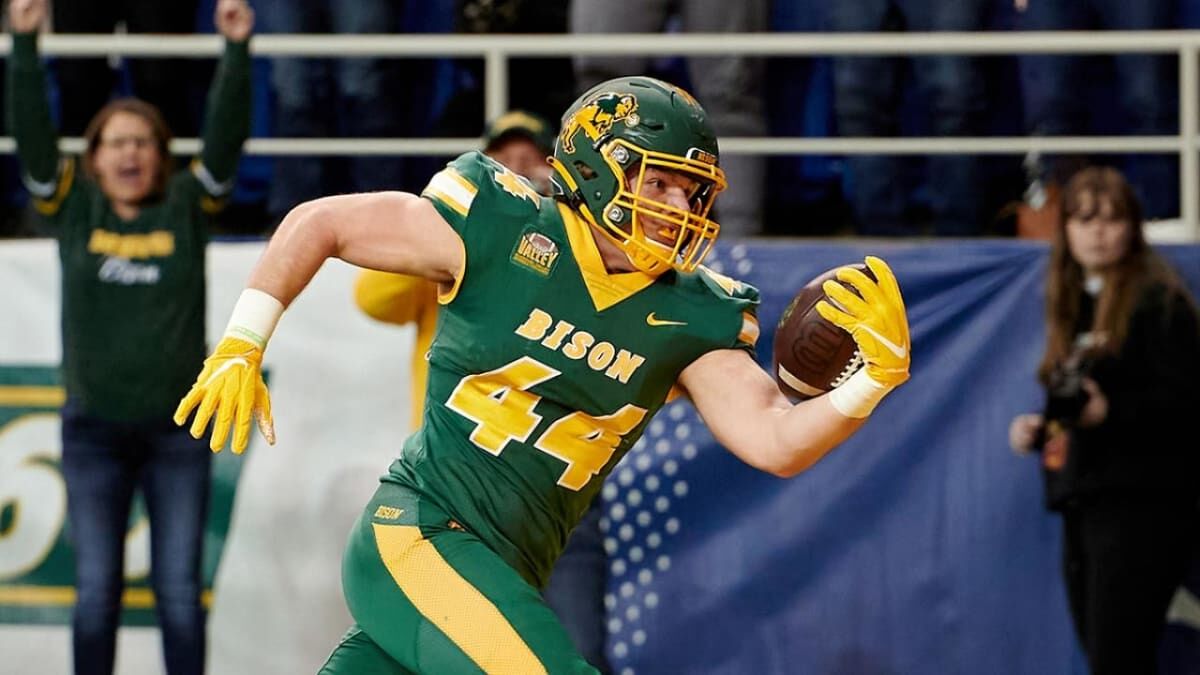 Cowboys UDFA Tracker: Sign FB Hunter Luepke, LB Tyrus Wheat, DFW Pro  Sports