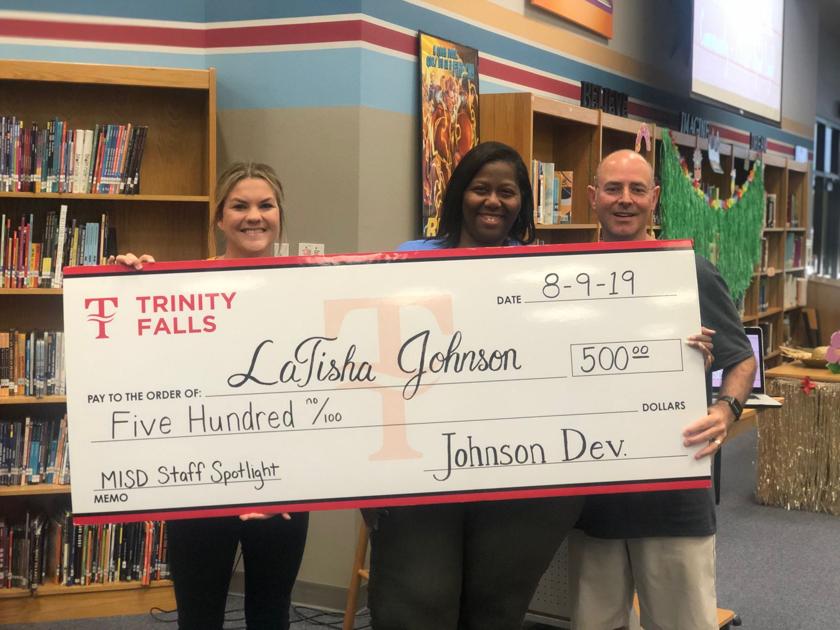 McKinney middle school teacher gets 500 gift News