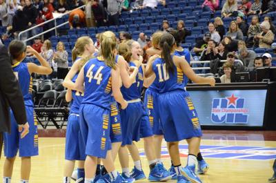 Sunnyvale Year In Review Girls Basketball State Championship Highlights Raiders 2014 15 Campaign Sports Starlocalmedia Com