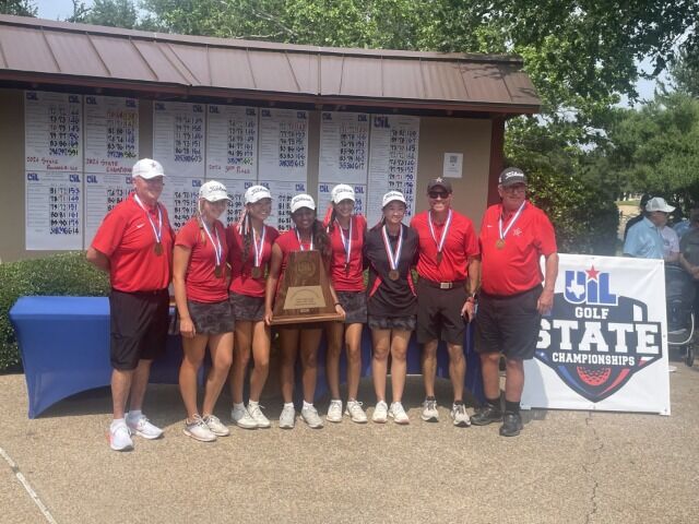 Coppell rallies past Southlake Carroll on Day 2 for 3rd place in 6A girls state golf tournament