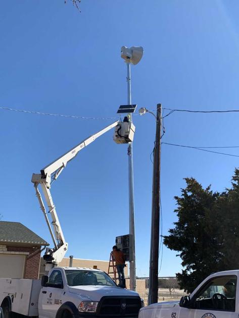 New Warning Siren To Alert Residents In Flower Mound Double Oak News Starlocalmedia Com Siren head real is difficult horror to play, let's testing your courage and by escaping siren head real siren head real inspired by the work of trevor henderson. new warning siren to alert residents in