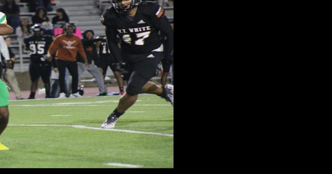 Take a bow: Carrollton-area football players rake in all-district honors, Carrollton Leader