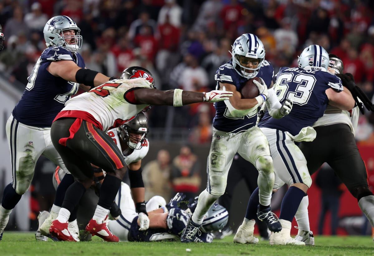 Dak Prescott, Dallas Cowboys clobber Tampa Bay Buccaneers in playoff