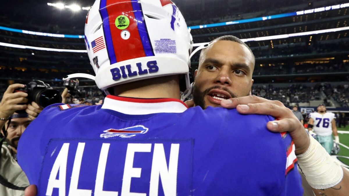 Josh Allen Puts on Cape, but Buffalo Bills' Super Bowl Hopes Could