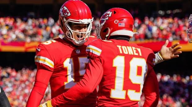 Chiefs dropped passes: How error-filled game by Kadarius Toney