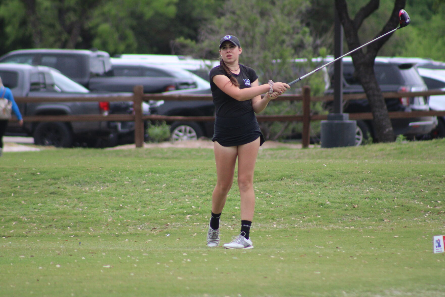 Hebron’s Stalee Fields wins regional golf title; Coppell, Flower Mound, Walnut Grove qualify for state