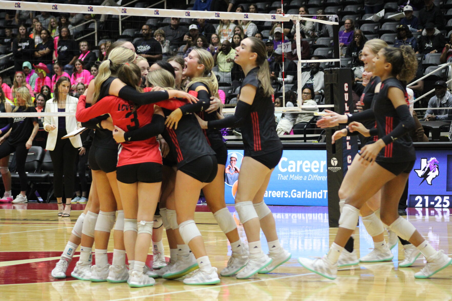 Lovejoy’s Volleyball Team Dominates Fulshear, One Win Away from 10th State Title