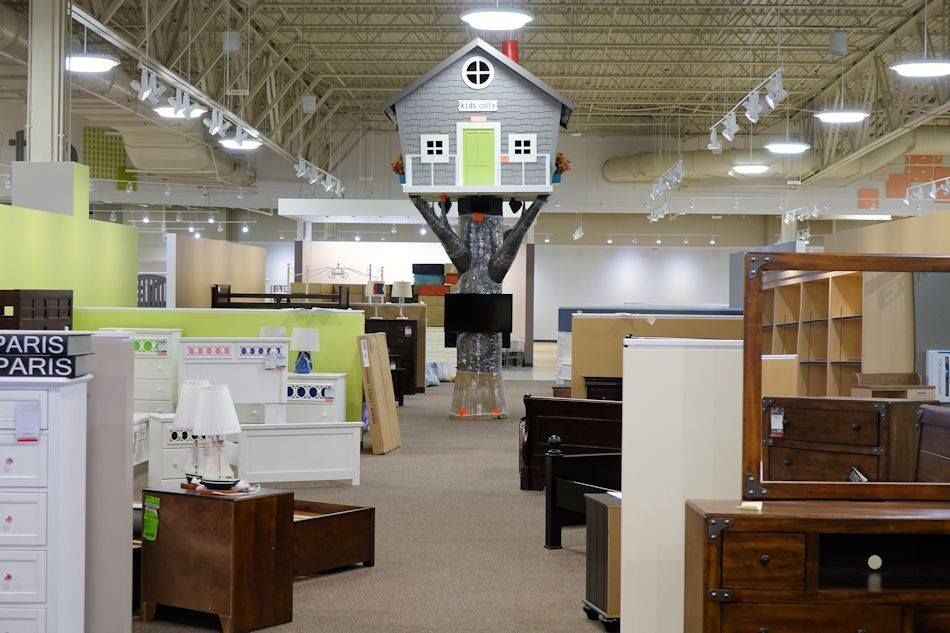Nebraska Furniture Mart gives sneak peek into showroom News