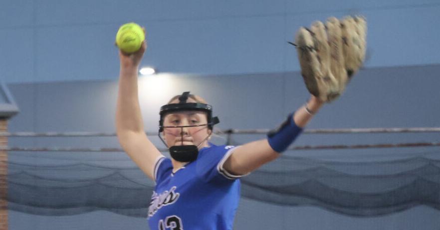 Lady Wolves corral Lady Farmers: Patient plate approach pays off for Plano West in run-rule win over Lewisville - Vimarsana News