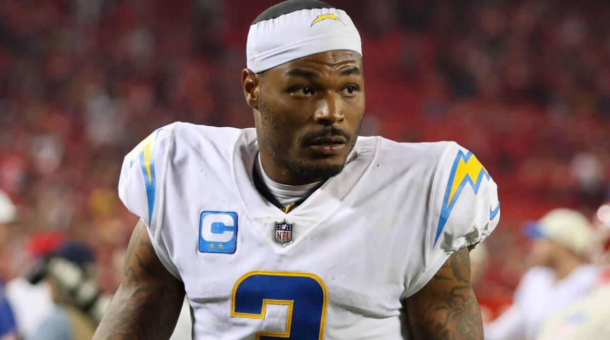 Report: No suspension for Chargers S Derwin James