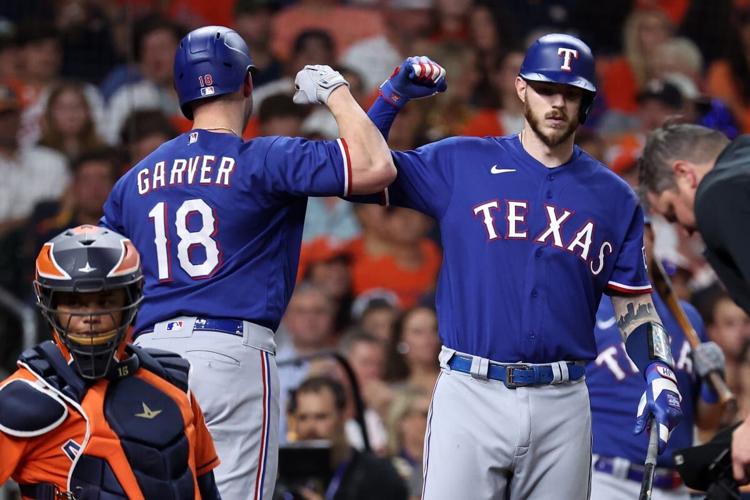 Rangers to place DH Mitch Garver in IL