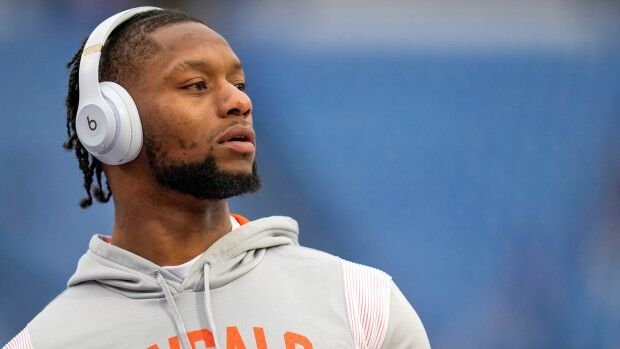 Bengals Expected To Offer RB Joe Mixon A Pay Cut To Keep His Job