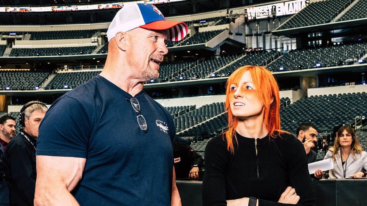 Fans React to Rare Photo of Stone Cold Steve Austin in New York