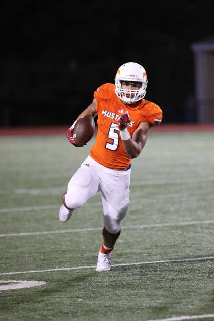 Mustangs Seize Control Late To Pull Away From Lake Highlands