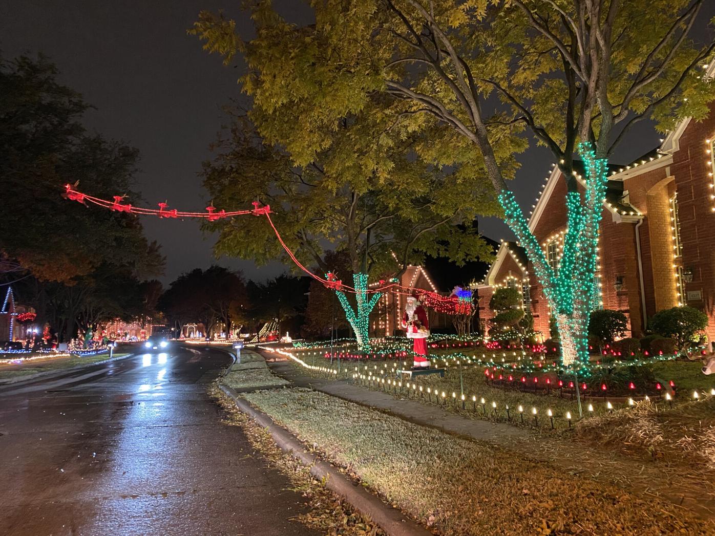 Deerfield Plano Christmas Lights Carriage Rides Shelly Lighting
