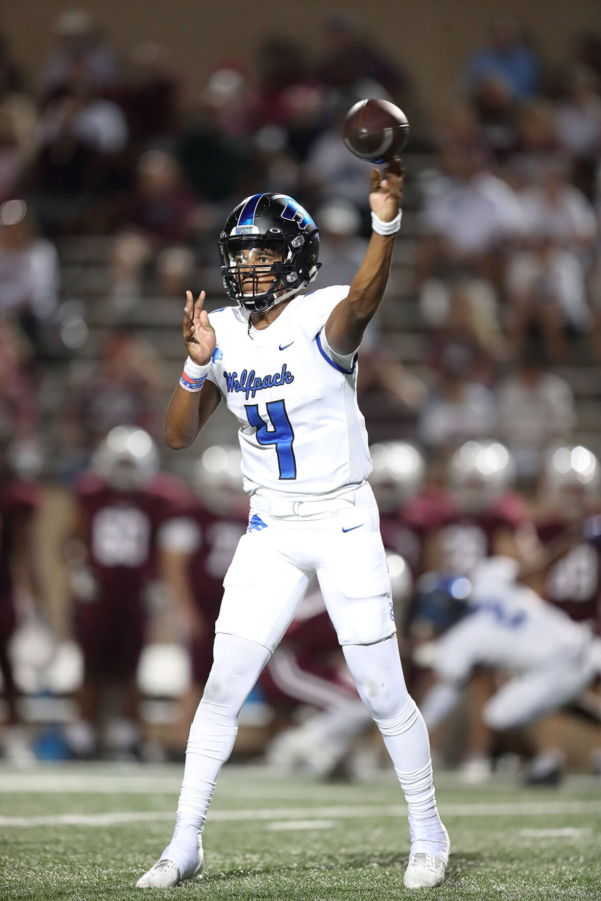 Plano West’s Jordan Grant Leads Team to First Win with Two Fourth-Quarter Touchdowns