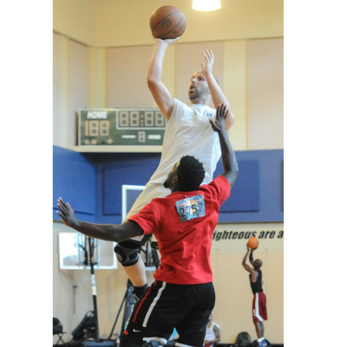 Legend For A Day Local Reporter Tries Out For Nba D League Team