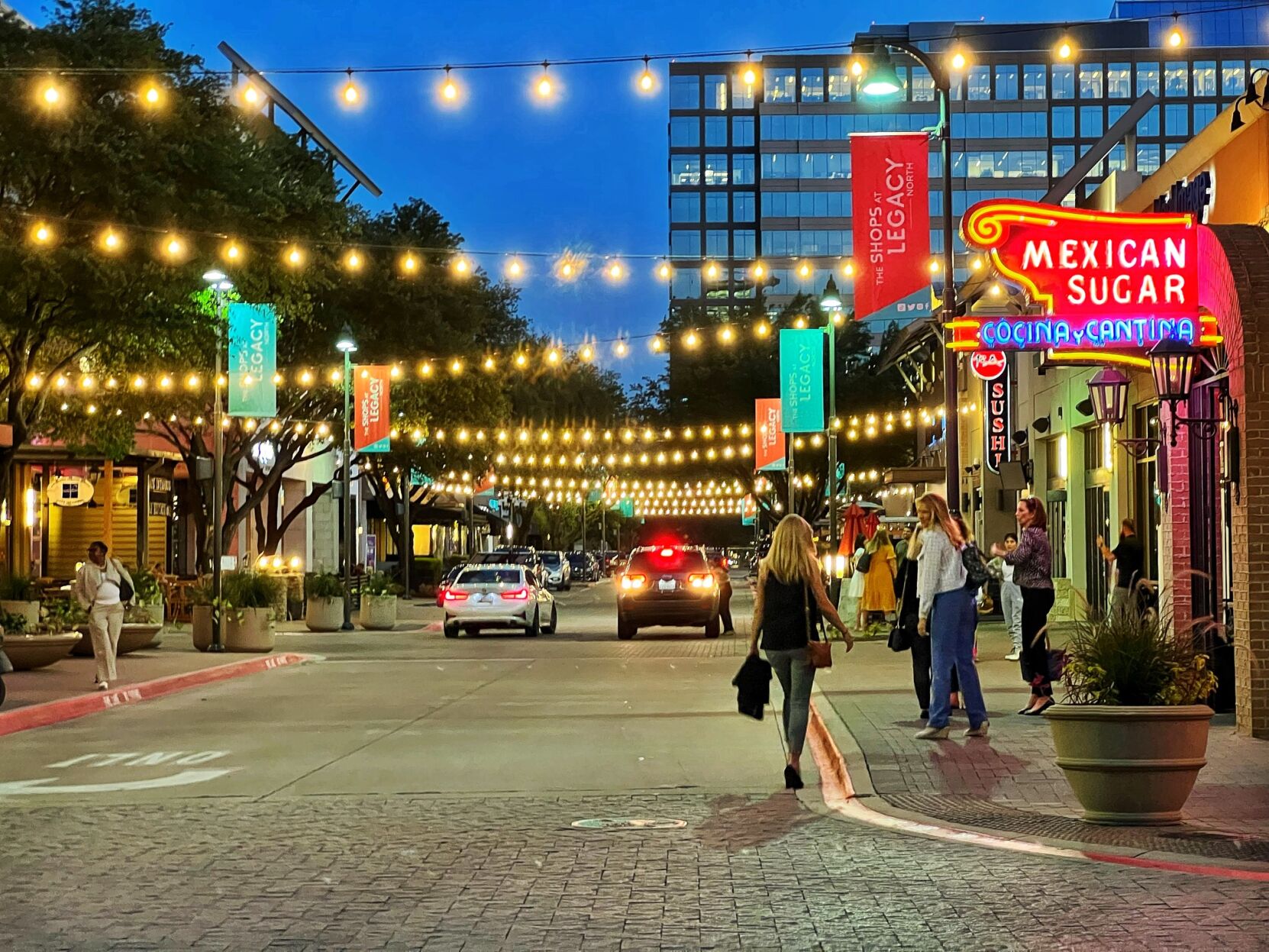 things to do in dallas at night