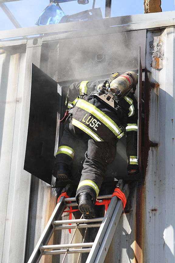 TCFD members certified Smoke Divers News