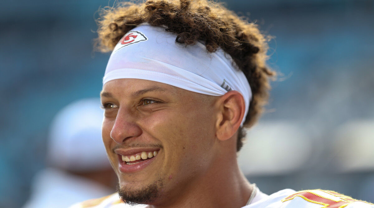 Chiefs, Patrick Mahomes Agree To Restructured Deal