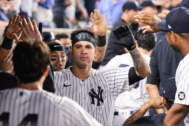 Gary Sanchez Game Worn Jersey Baseball Card