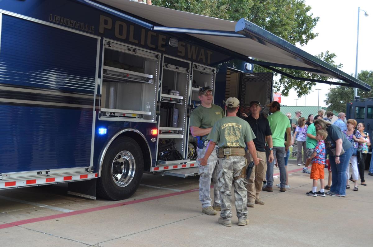 Hundreds attend Lewisville Police Department's open house News