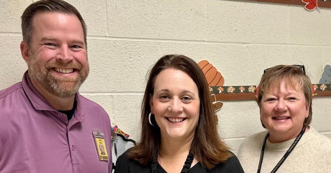 Dyersburg School Board honors Teachers of the Year