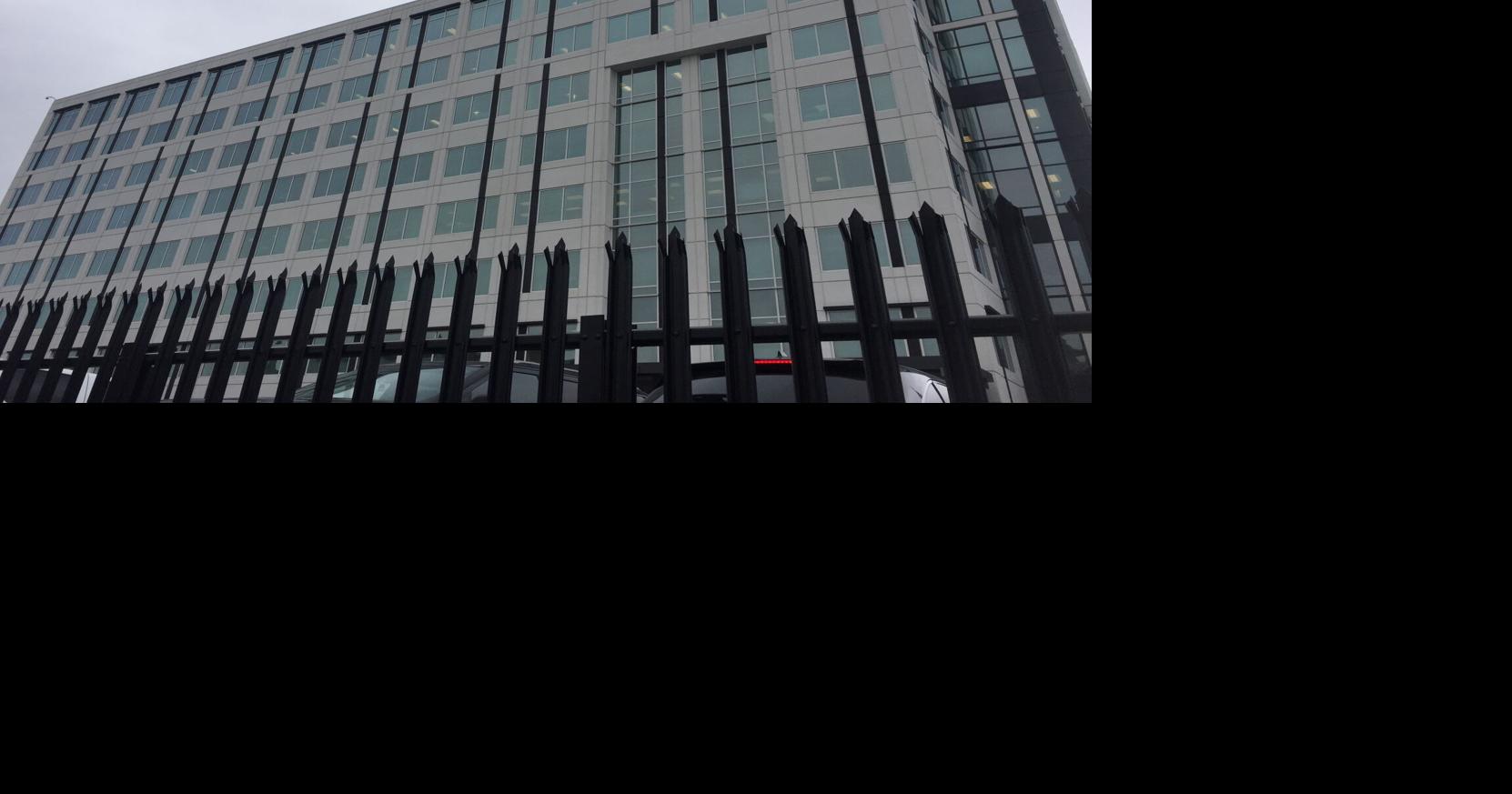 FBI DIRECTOR FETES NEW FACILITY IN CHELSEA [+PHOTOS] | Archives ...