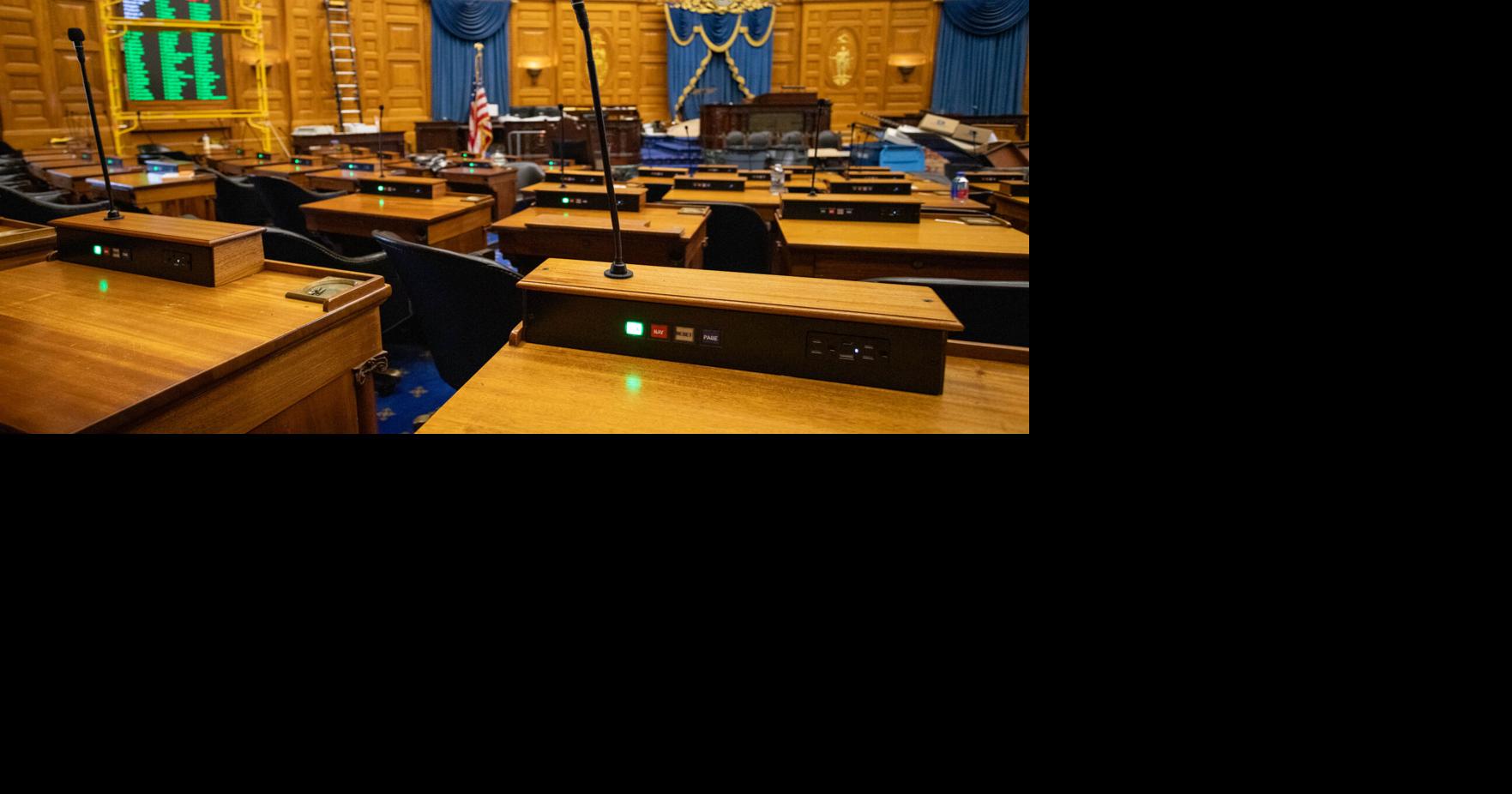 Lowell Rep. Elliott outlines new job, resignation plans