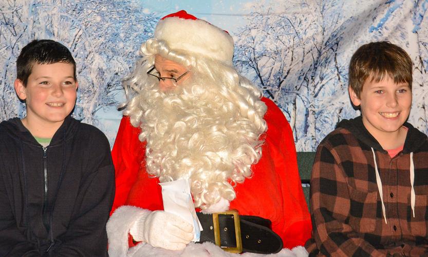 2022 Oak Island Christmas Tree Lighting Photo Gallery Photo & Video