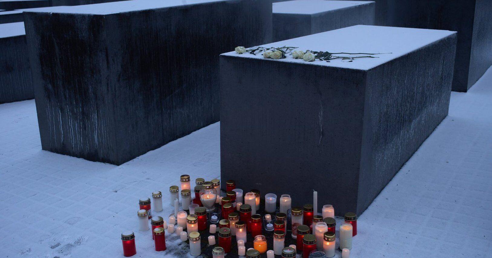 World pauses to commemorate International Holocaust Remembrance Day