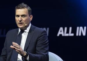 Minister says he's working with G7 to set up AI safety organization
