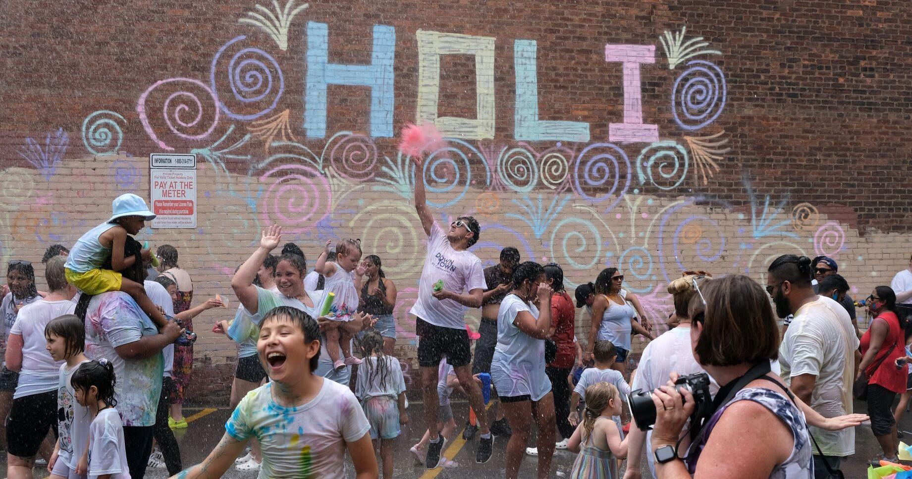 Colour , flavour and Father Day : Niagara festival weekend