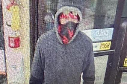 Employee held up by man armed with gun during Thorold 7-Eleven robbery