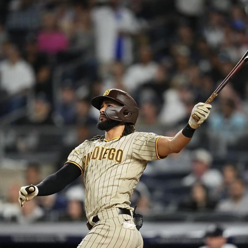 Juan Soto 35th Home Run of the Season #Padres #MLB Distance: 398ft Exit  Velocity: 108 MPH Launch Angle: 31° Pitch: 95mph Sinker (Giants…