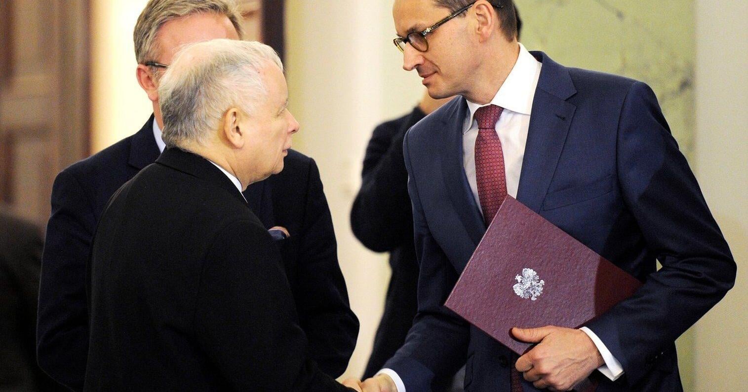 Poland biggest opposition party faces split over tensions about its direction
