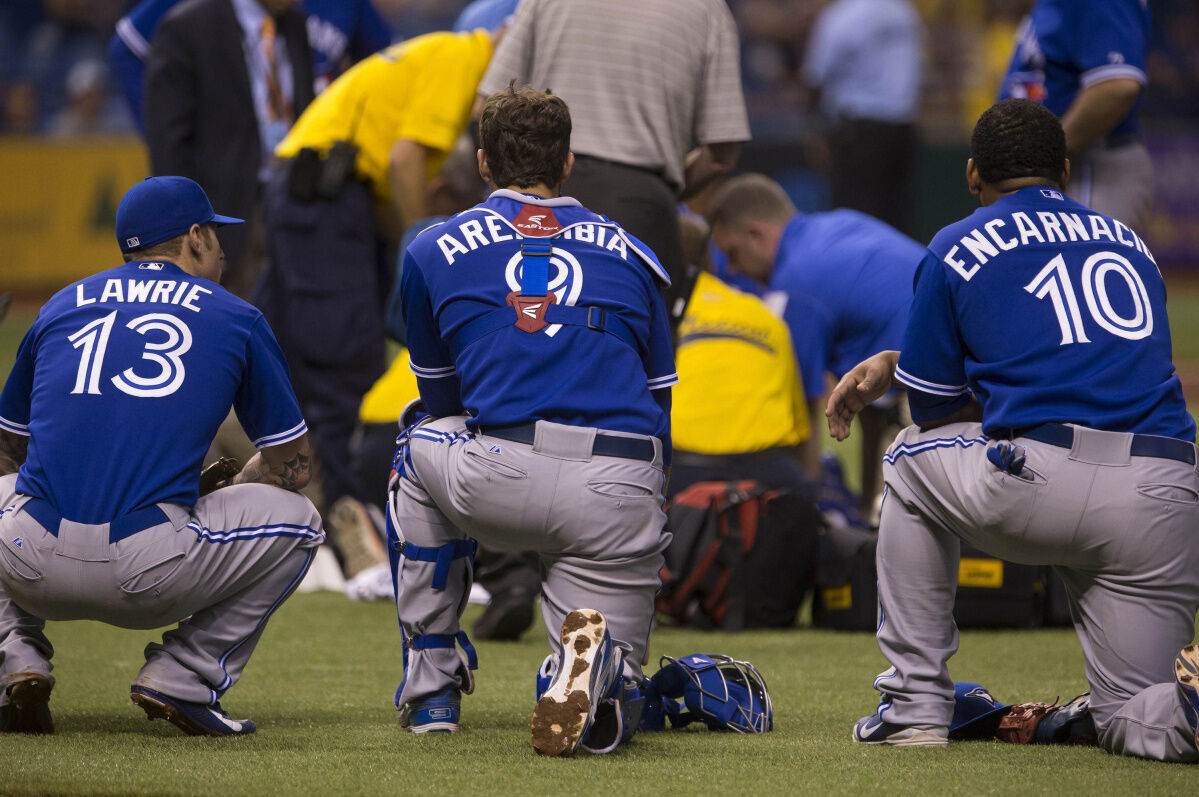 Biggio's homer sends Blue Jays to 3-1 win over Guardians after Ryu exits  with knee injury