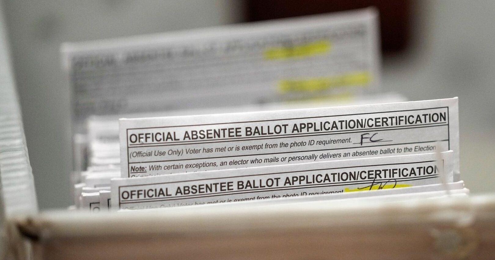Wisconsin Democrats want to allow absentee voters to cast a new primary ballot