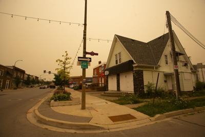 Vacant Building looks creepy(2)