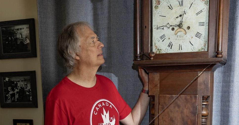 Historical DeCew House clock donated to the Thorold museum