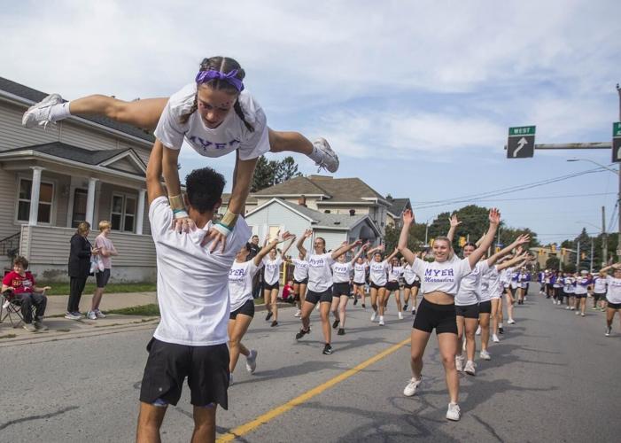 Niagara Grape and Wine Festival Grand Parade in pictures