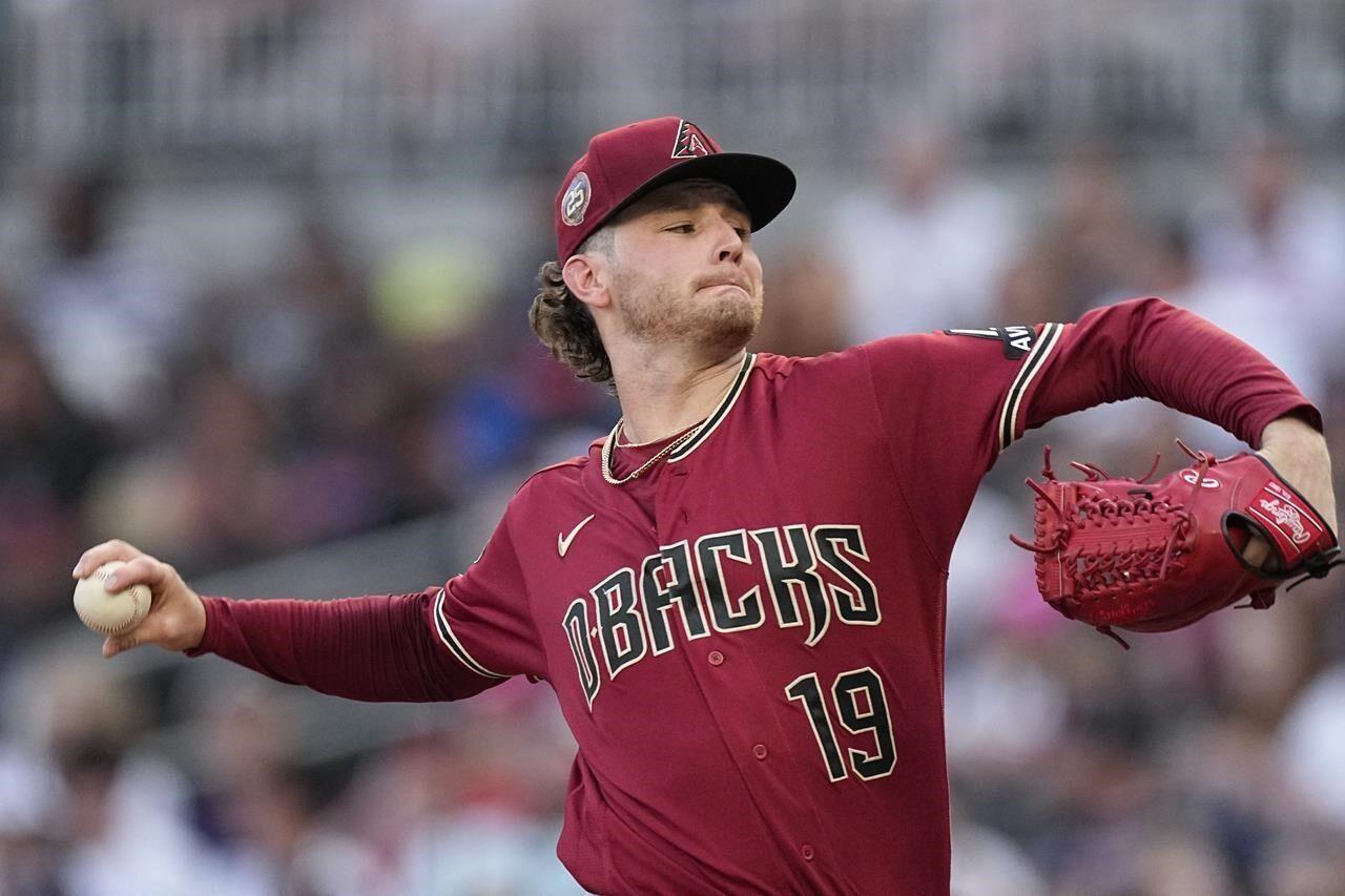 Kepler scores the go-ahead run on a passed ball in the Twins' 6-3 win over  the Mariners