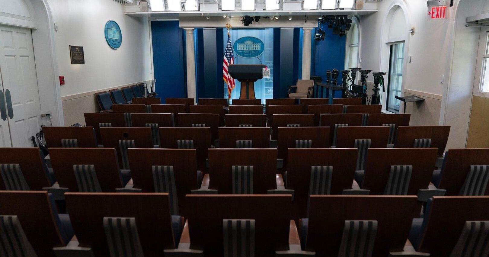 FACT FOCUS : No , Biden did not revoke the White House press passes of more than 400 journalists
