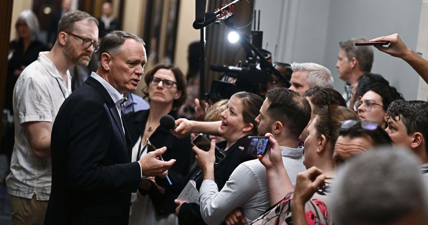 How to identify MPs who show up in top-secret intelligence - Vimarsana News