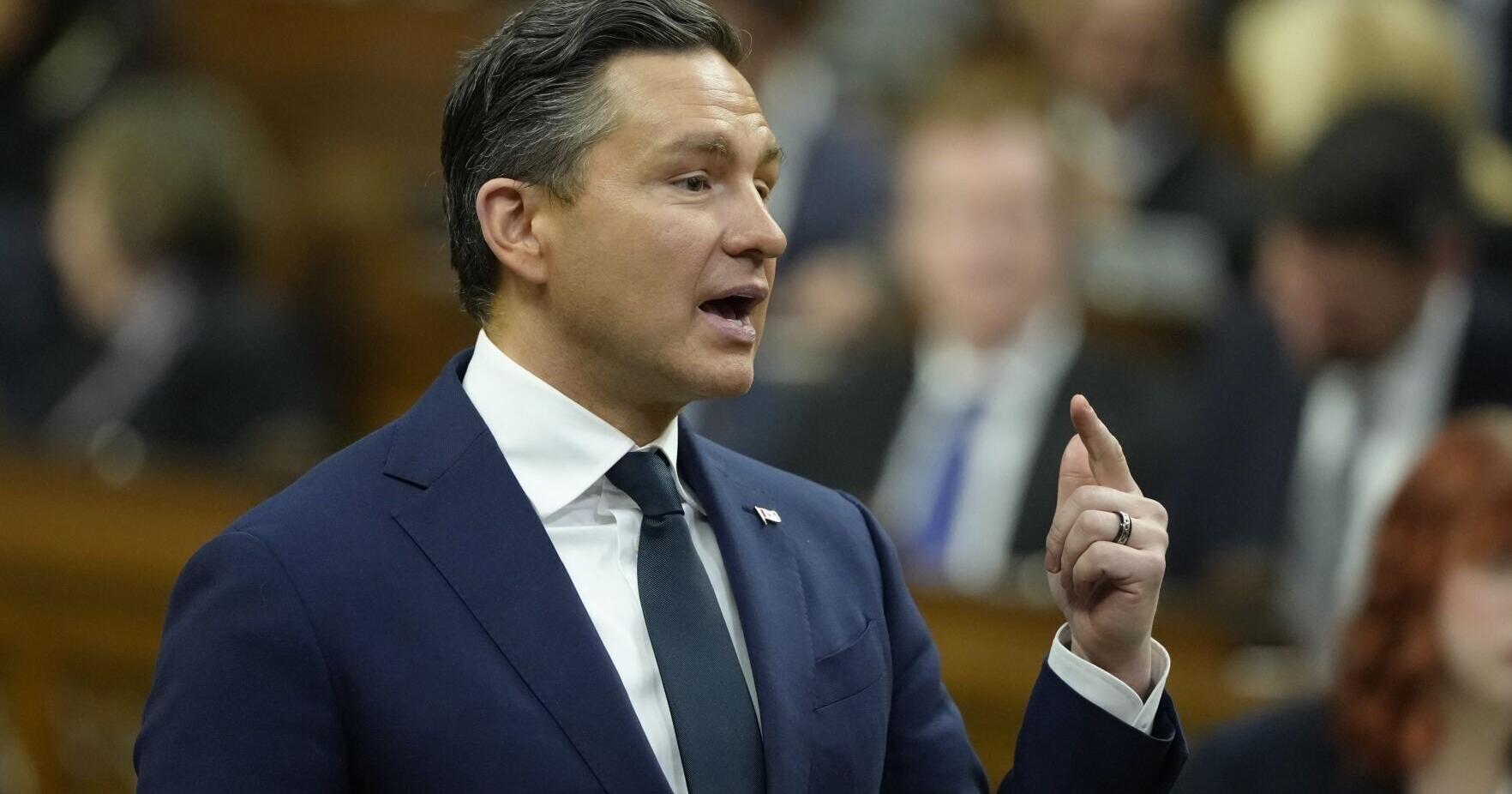 Poilievre clears leadership test with 87 . 4 per cent support