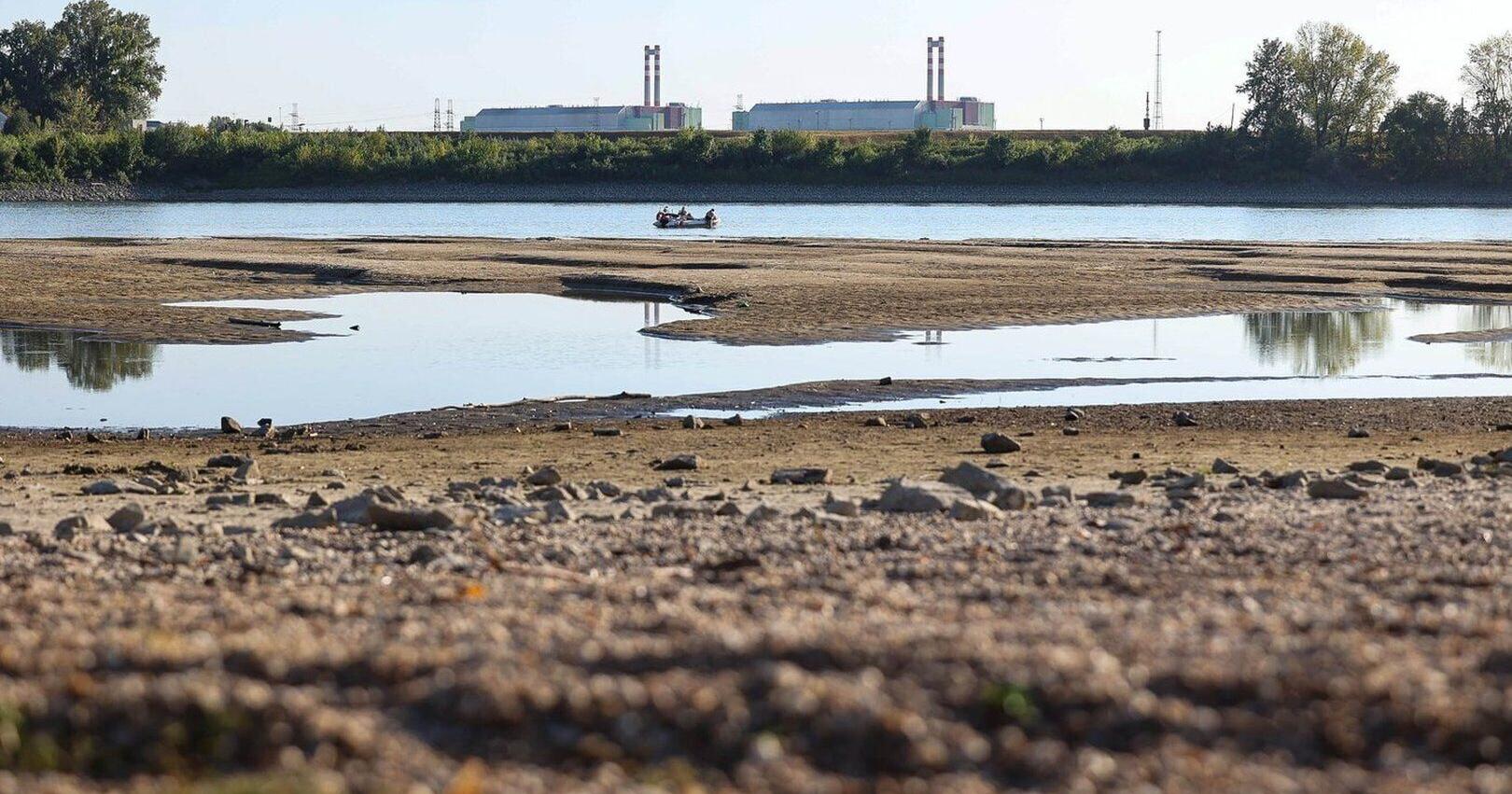 Hungary braces for a full shutdown of the Paks nuclear plant as the Danube River hits record lows