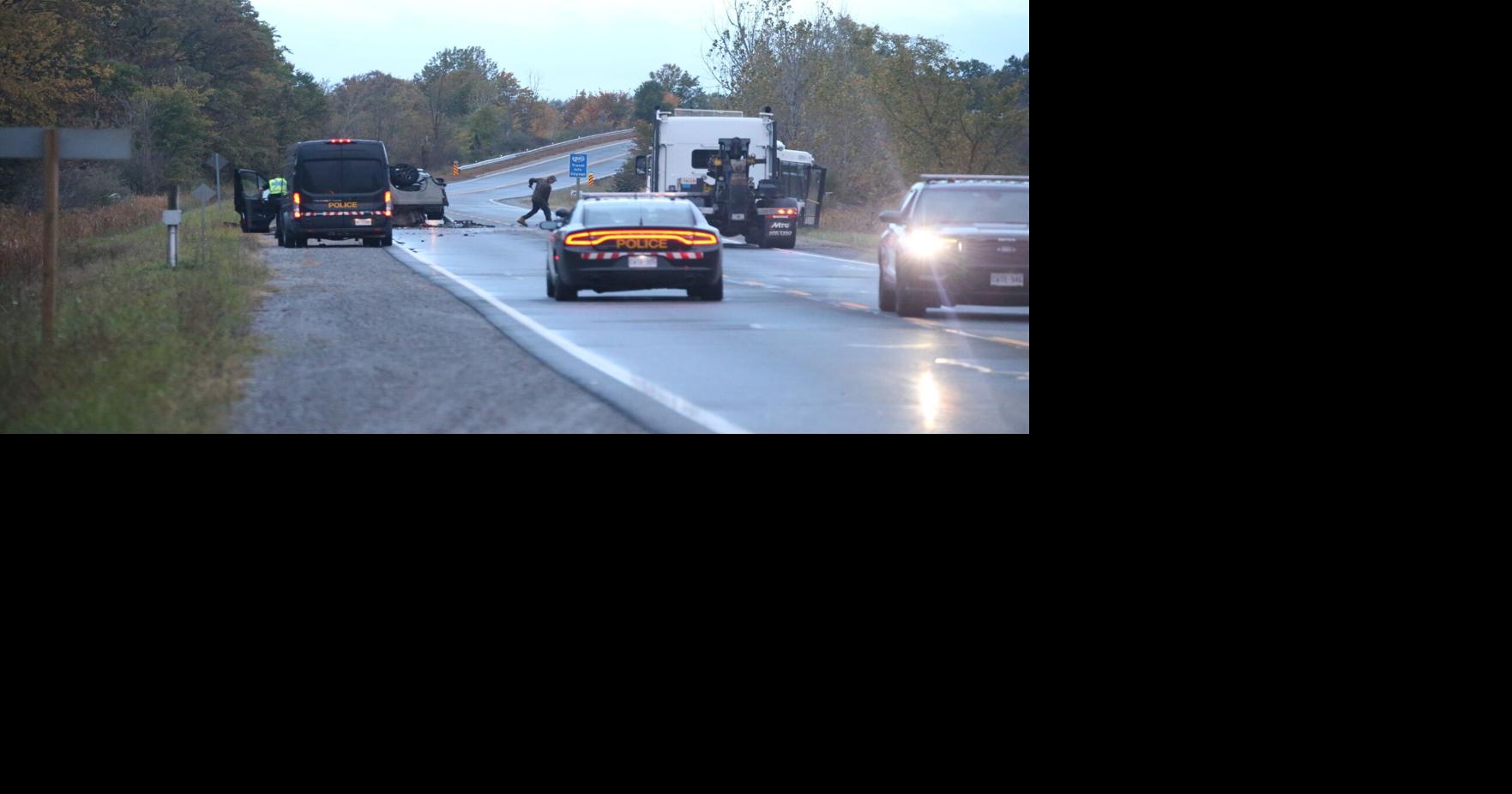 Three dead after pickup truckbus crash in Welland