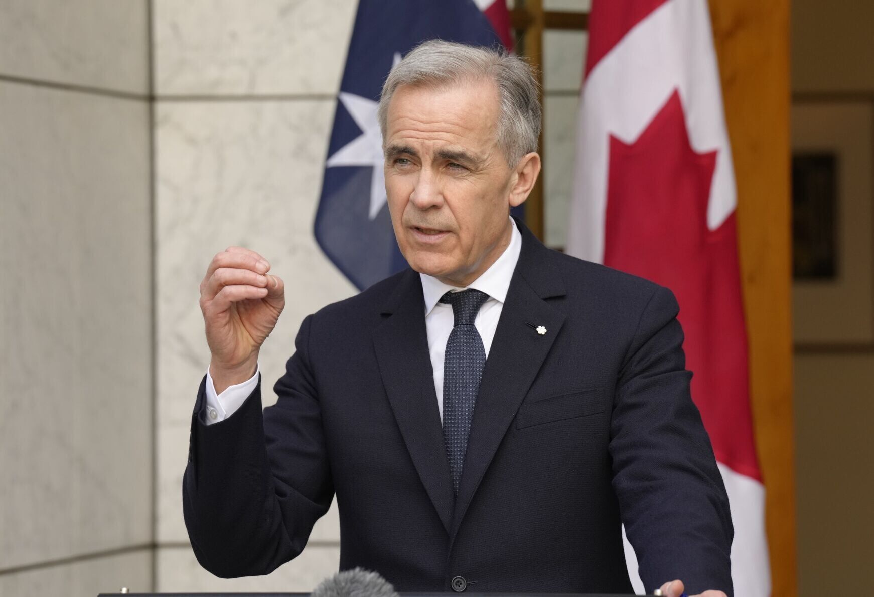 Carney refuses to rule out military involvement in Middle East