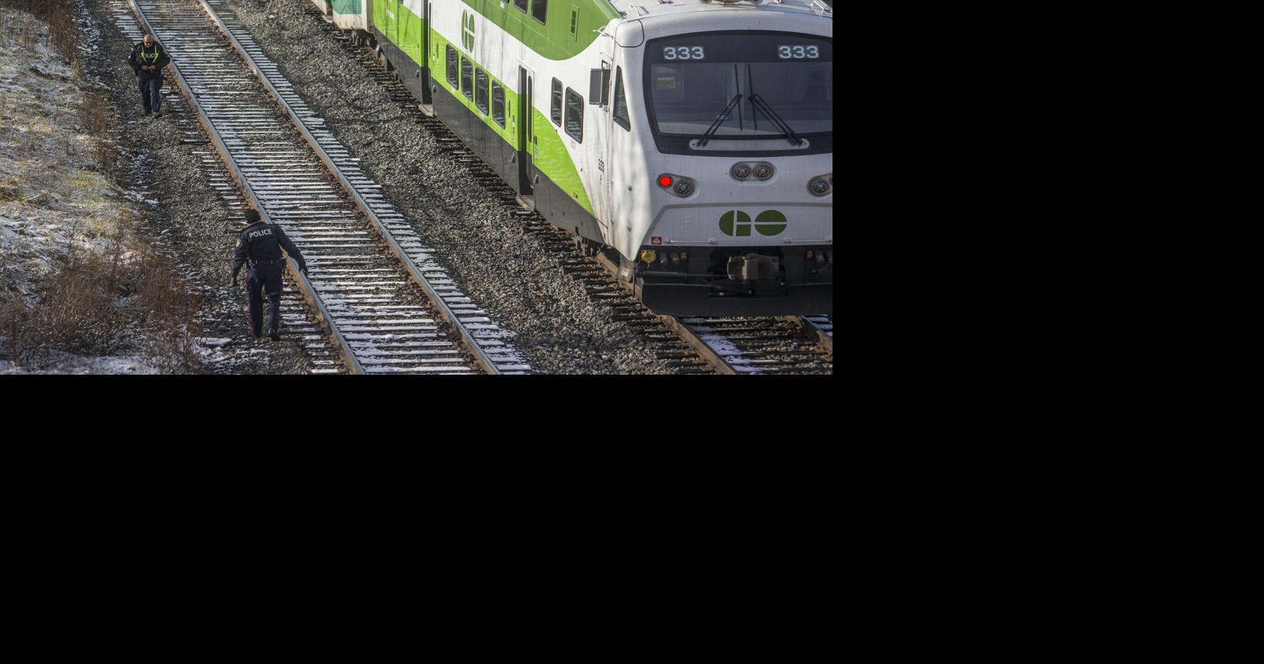 Man dead after being struck by GO train in St. Catharines