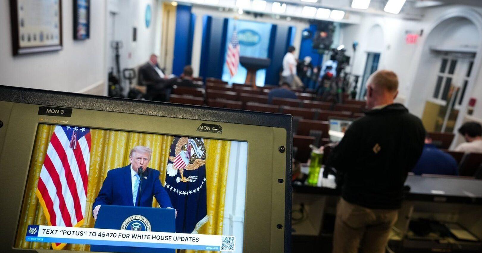 Journalists urge correspondent association to stand up to Trump at rescheduled press dinner